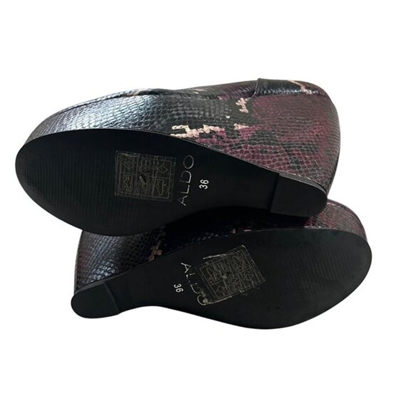 Aldo heels women's 36 US 6 purple leather snake skin platform wedge heels - Picture 6 of 10